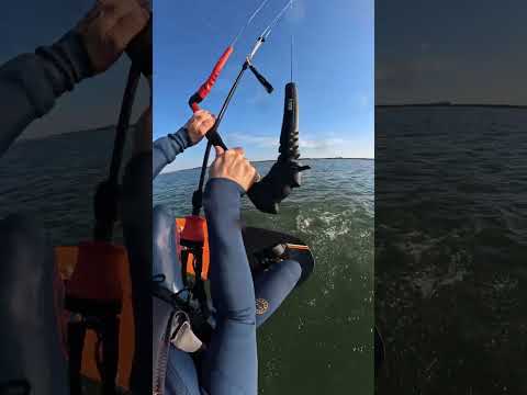 Le Jibe 'Road n Kite' : Tu connais ? #kitesurf #foil  #jibe #watersports #kiteboarding #f1  #shorts